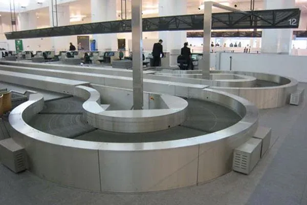Gepäckabfertigung am Flughafen Airport Baggage Handling