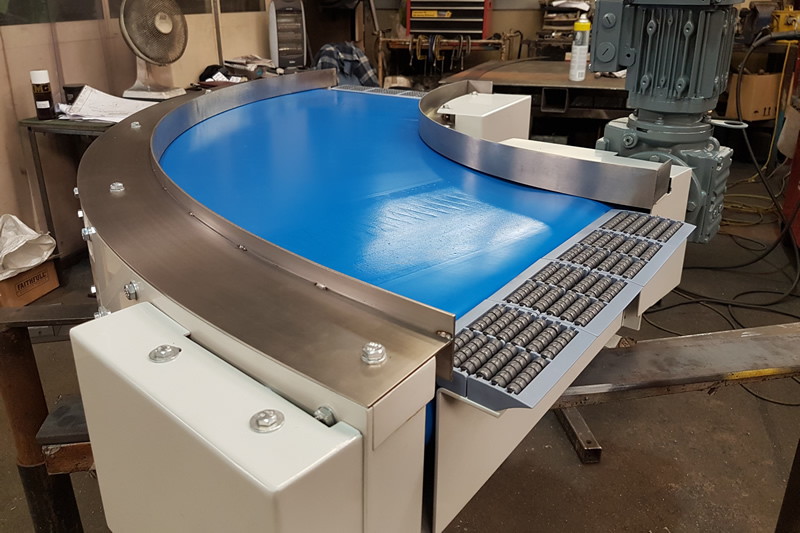 Bandkurven für die Fertigungs- und Verarbeitungsindustrie Belt Curves for the Manufacturing & Processing Industries